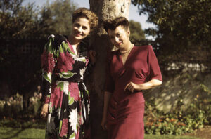 Joan Fontaine and Olivia de Havilland. (Cordon Press)