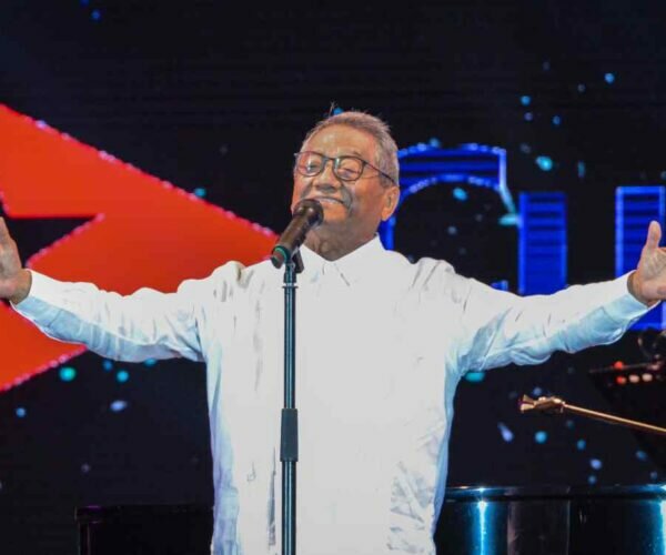 Who Were Armando Manzanero’s Wives? (PHOTOS)