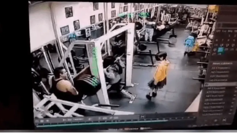 Woman Dies While Lifting Barbell In Gym