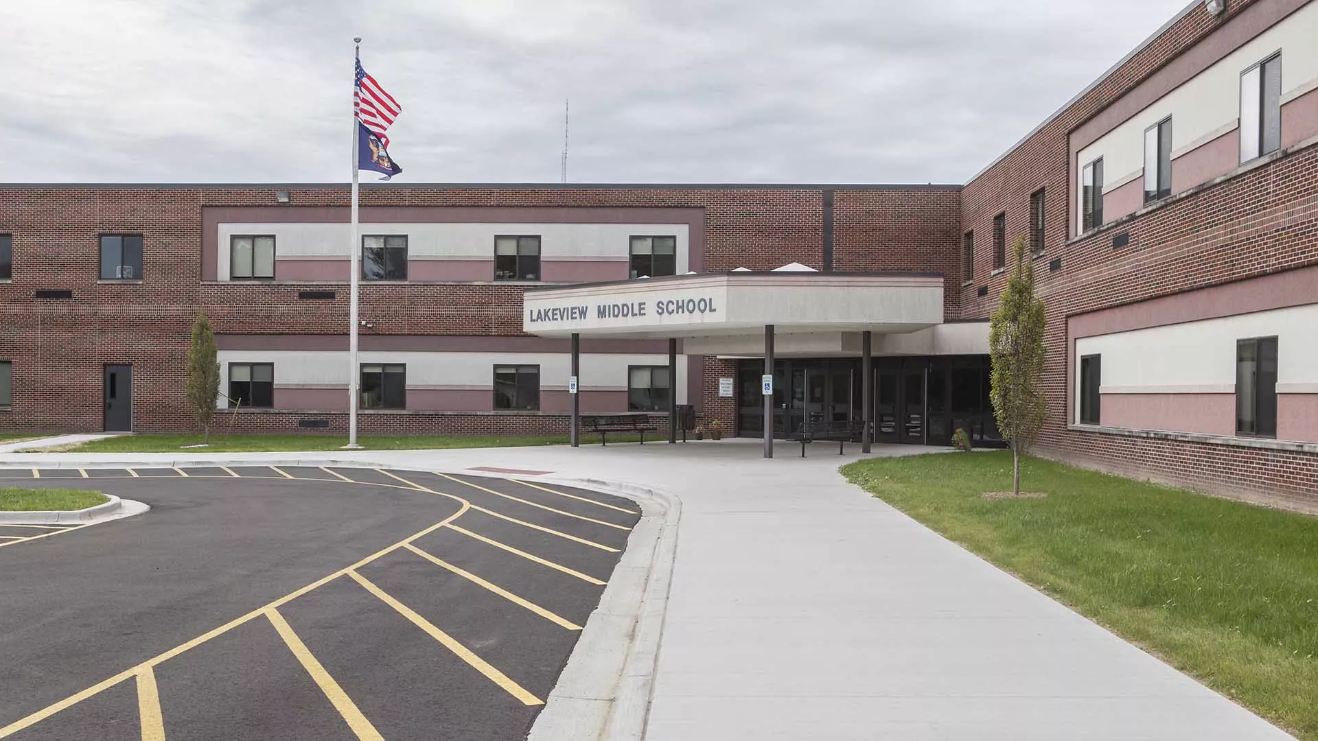 Lakeview Community School Dead